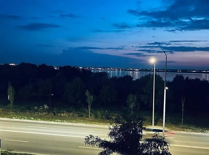 Pit Stop Summerland Apartment Mamaia