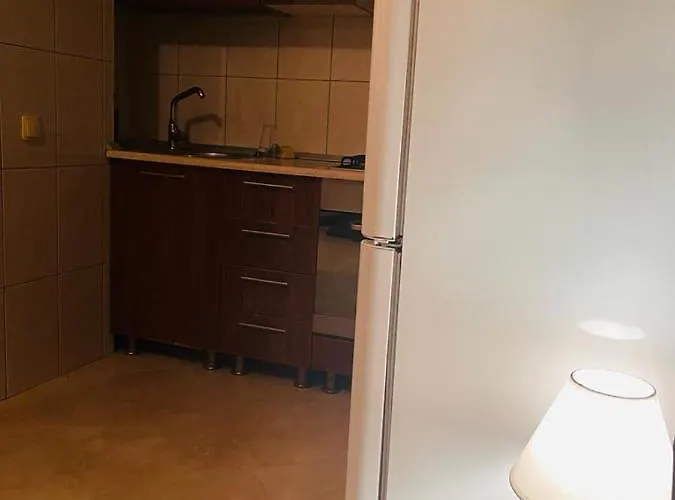 Pit Stop Summerland *